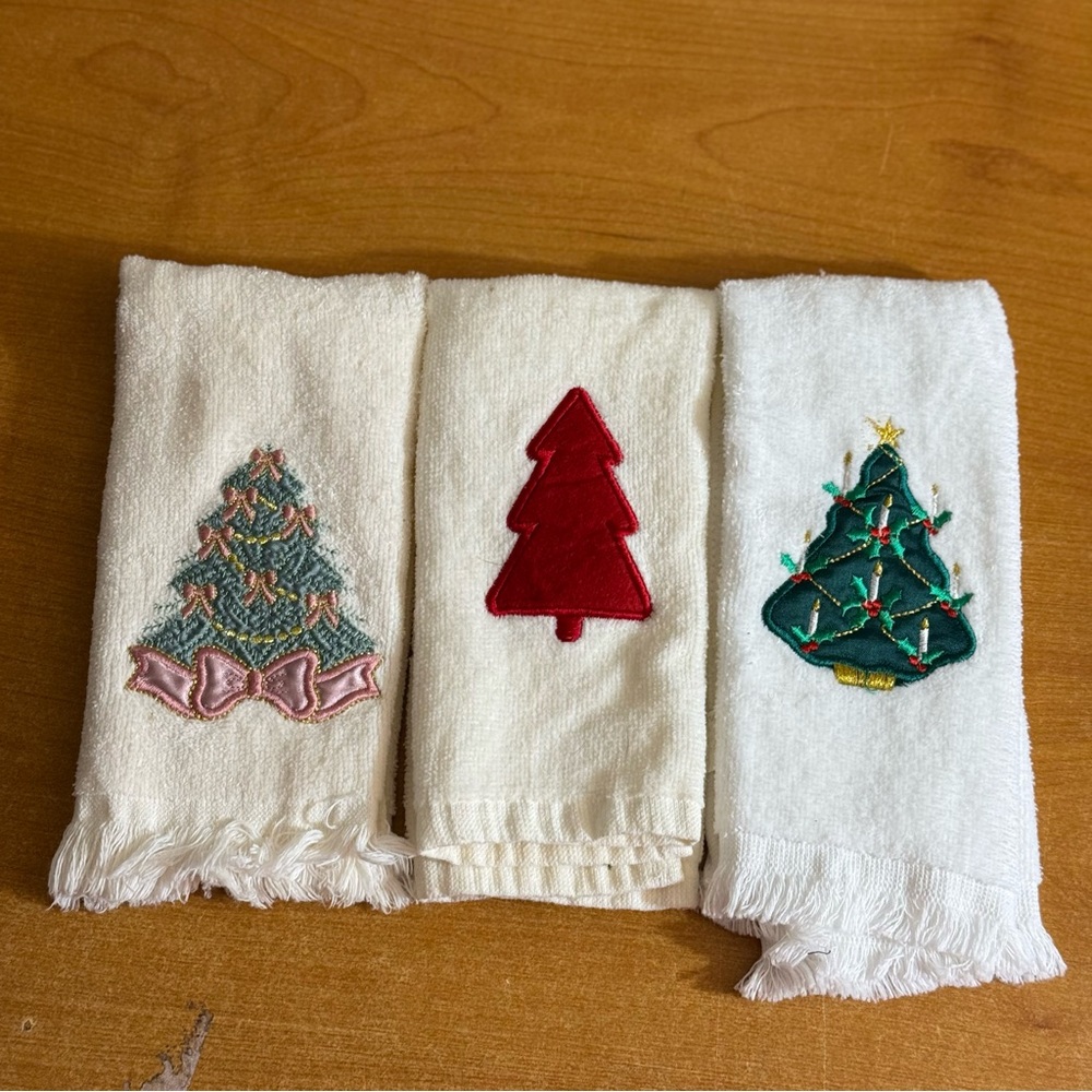 Festive Christmas‎ Tree Hand Towels